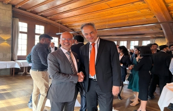 Ambassador Mridul Kumar interacted with Indian students at the reception hosted by Swiss - Indian Chamber of Commerce at Zurich on 29 April 2024